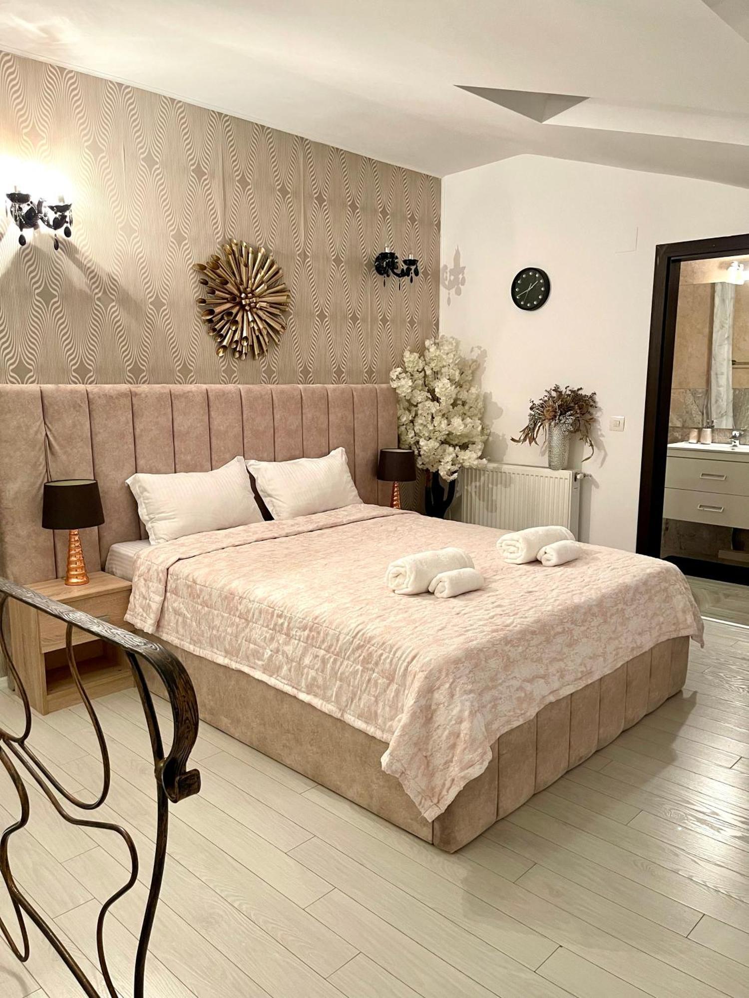 Ema Luxury Ultracentral * Iasi