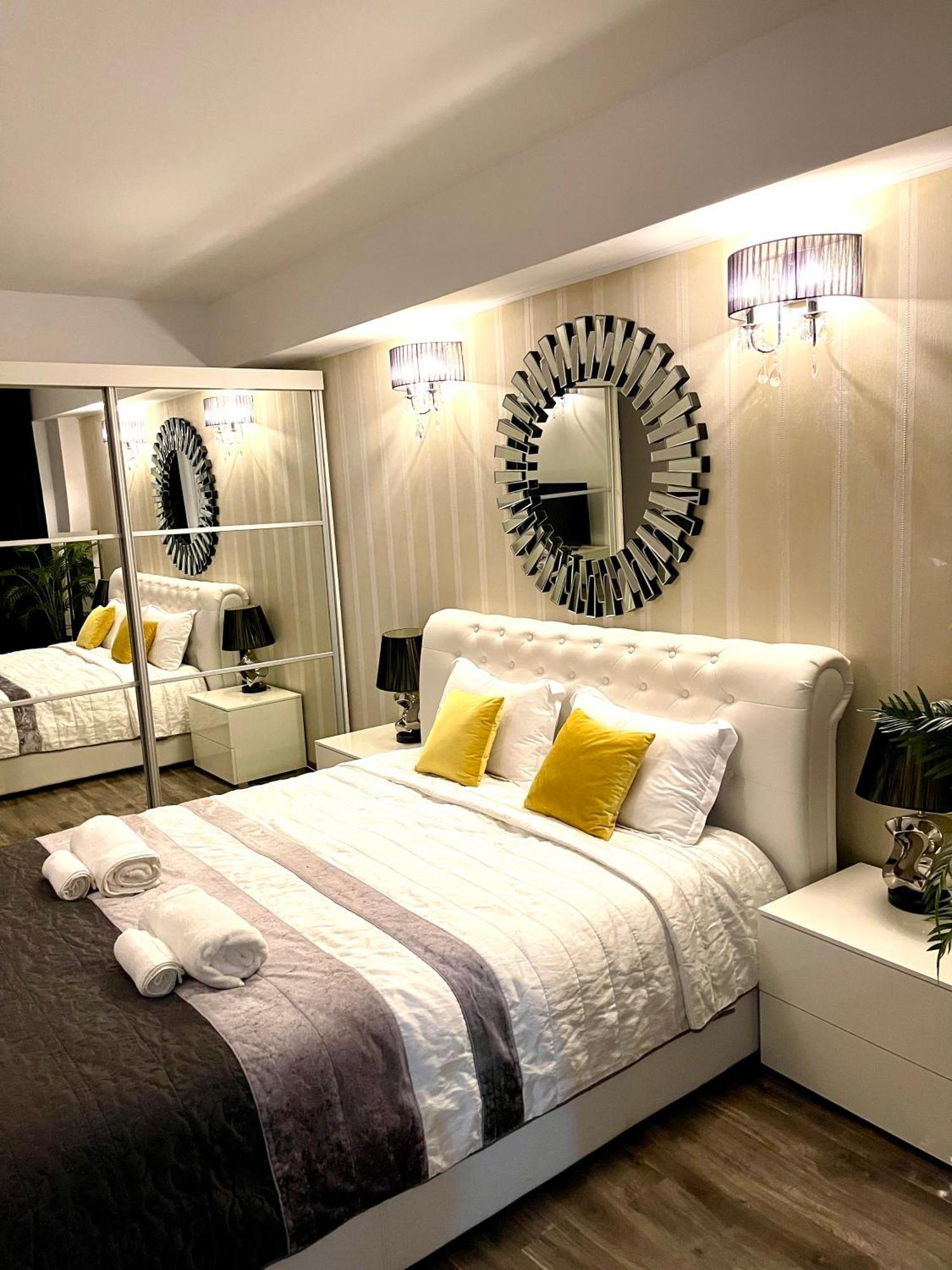 Ema Luxury Ultracentral