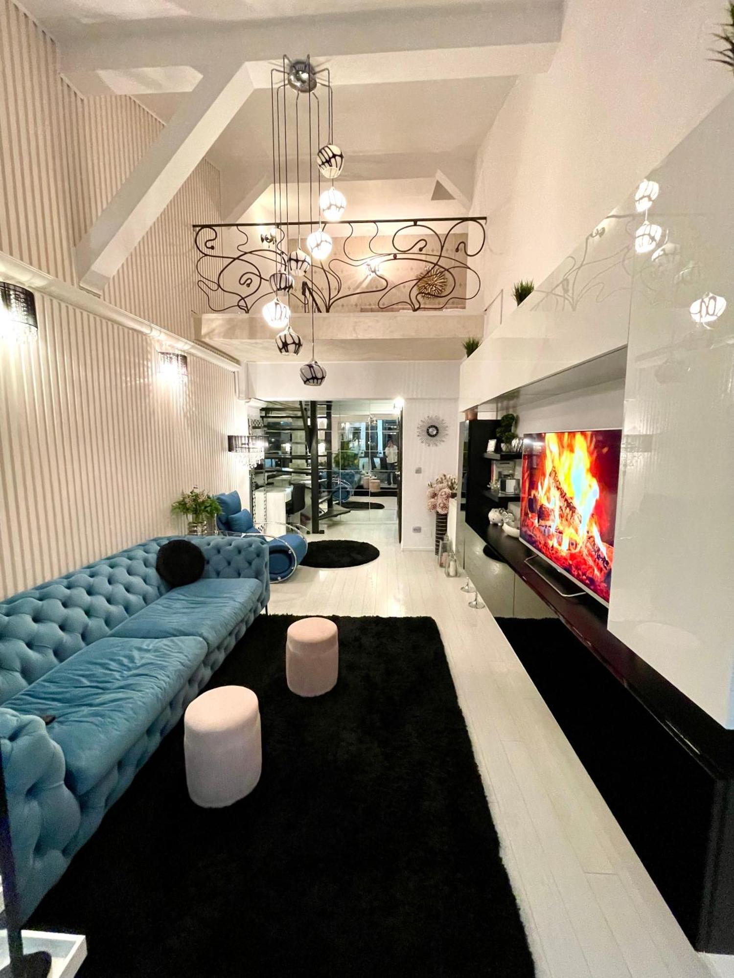 Ema Luxury Ultracentral
